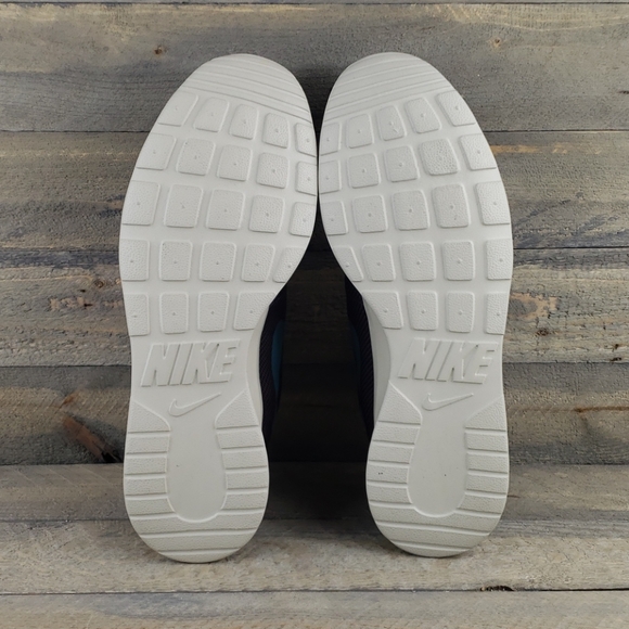 Nike Tanjun SE Sportswear Running Shoes NEW - Picture 5 of 8